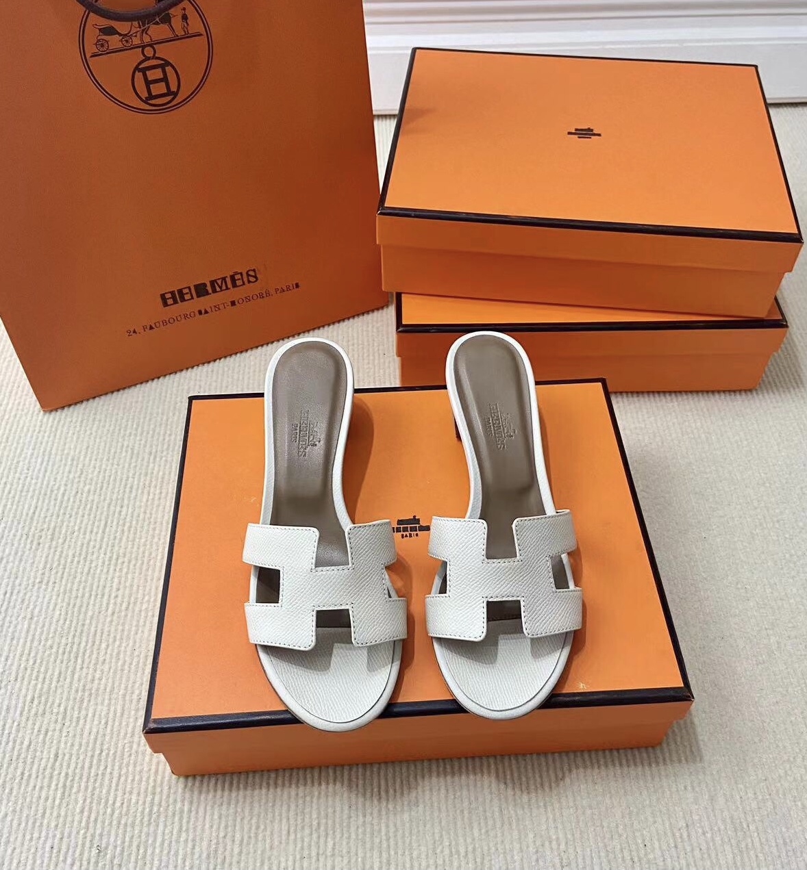 에르메스 올수공 오아시스 슬리퍼 샌들 앱송 39